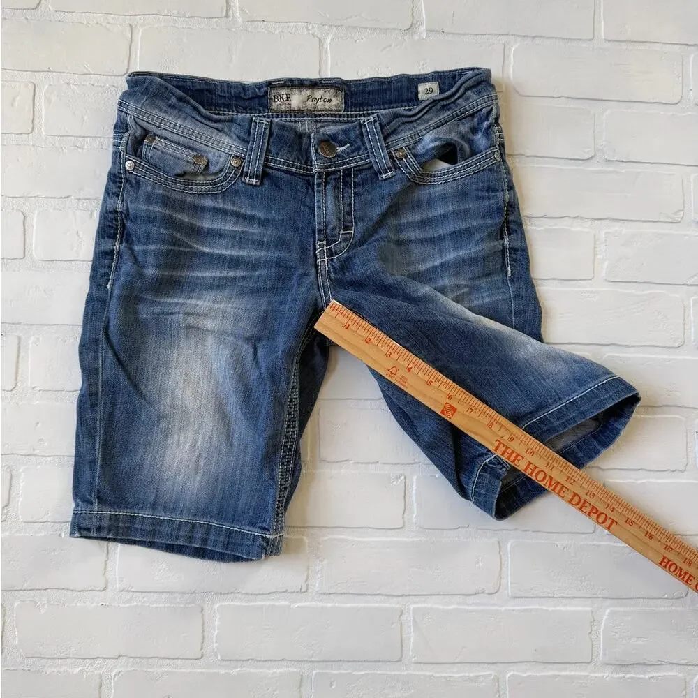 BKE Women's Payton Light Wash Denim Bermuda Jean Shorts sz 29
